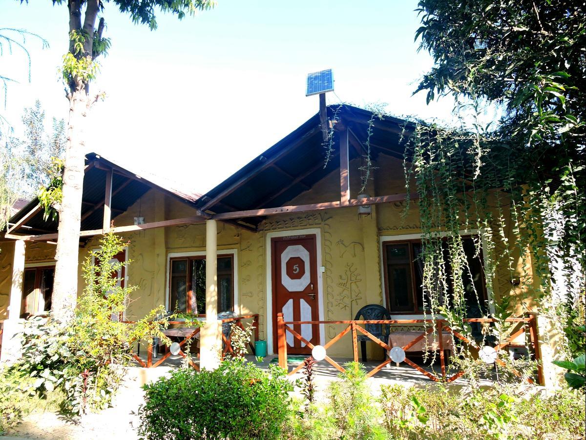 Bardia Wildlife Resort Bardiya Buitenkant foto
